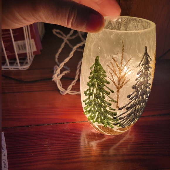 Nwt Stony Creek frosted glass lighted vase pine trees winter scene - Picture 4 of 10